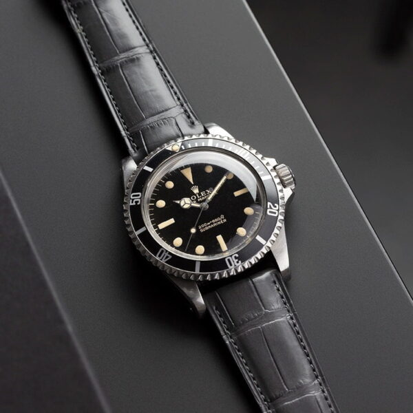 Handmade leather watch strap Grey Alligator Belly scale